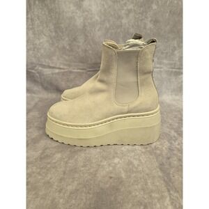 Steve MADDEN BOOTS W-SZ 8.5 M TAN SUEDE